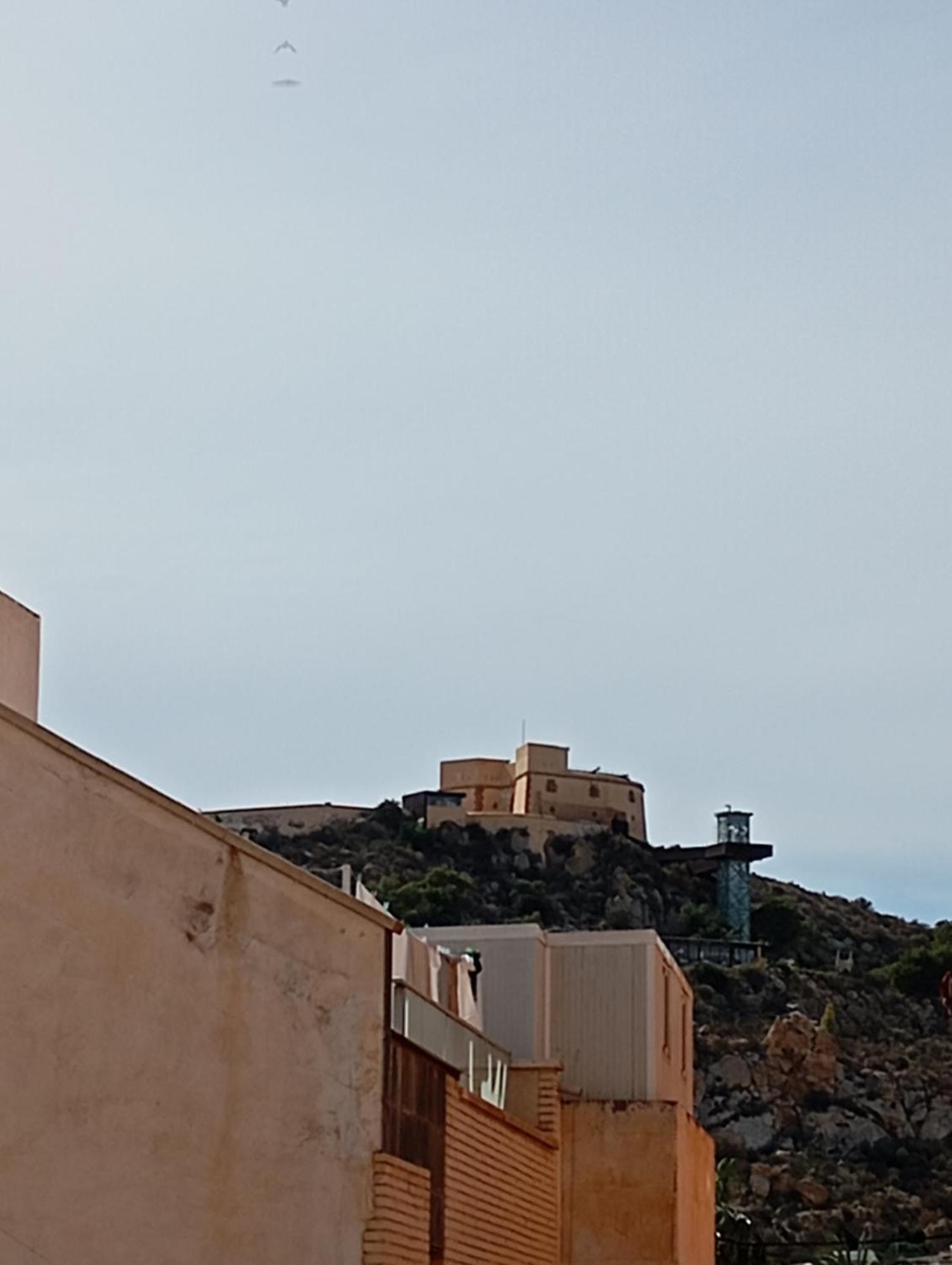 Mawilec, Centre, Plage, Port, Garage Águilas Exterior photo